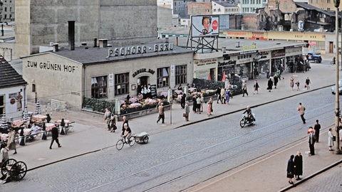 Das Wirtshaus "Grüner Hof" in der Bayerstraße gegenüber vom Hauptbahnhof gibt es immer noch &ndash; freilich nicht mehr in diesem Behelfsbau wie noch 1952.