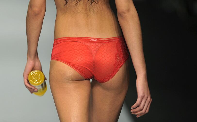 Gaaanz viel nackte Haut präsentieren die Models derzeit bei der Fashion Week in Mexiko-City.