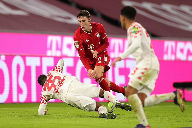 Benjamin Pavard wurde gegen Mainz zur Halbzeit ausgewechselt