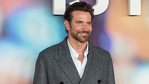 F&uuml;r Bradley Cooper wird das "Ocean's"-Prequel die vierte Regiearbeit.