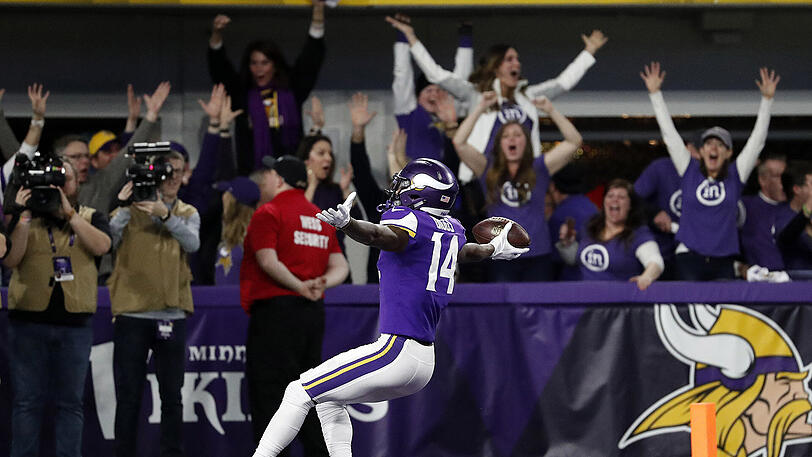 Minnesotas Stefon Diggs (14) jubelt nach seinem spielentscheidenden Touchdown.