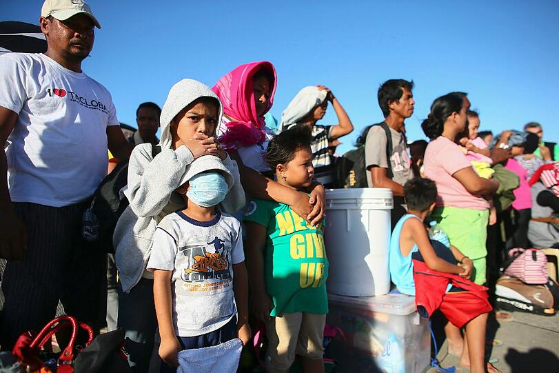 Das Elend auf den Philippinen steigt ins Unermessliche. Jetzt sind auch Hilfsgüter und Ärzte aus Bayern auf dem Weg in die Krisenregion.