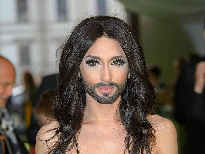 Conchita Wurst ärgert die Debatte über Adoptionsrechte für Homosexuelle