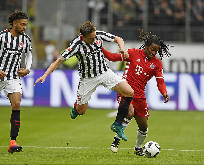 Renato Sanches: Note 4. Ersetzte den schwachen Alonso, bekam aber auch keine Ordnung ins Spiel. Bleibt ein Rätsel.