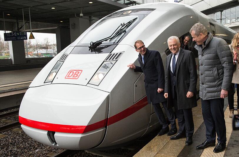 Alexander Dobrindt, Rüdiger Grube und Jochen Eickholt Siemens am Freitag in Berlin.