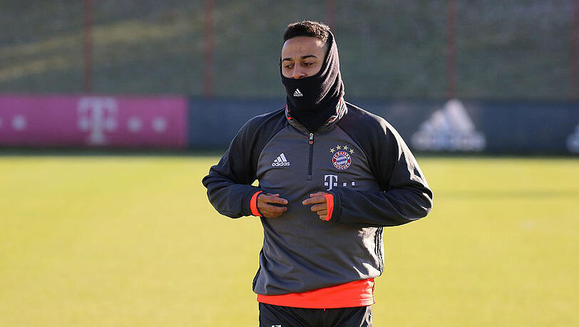 Frostiger Aufgalopp: Bayern-Star Thiago. Frostiger Aufgalopp: Bayern-Star Thiago.