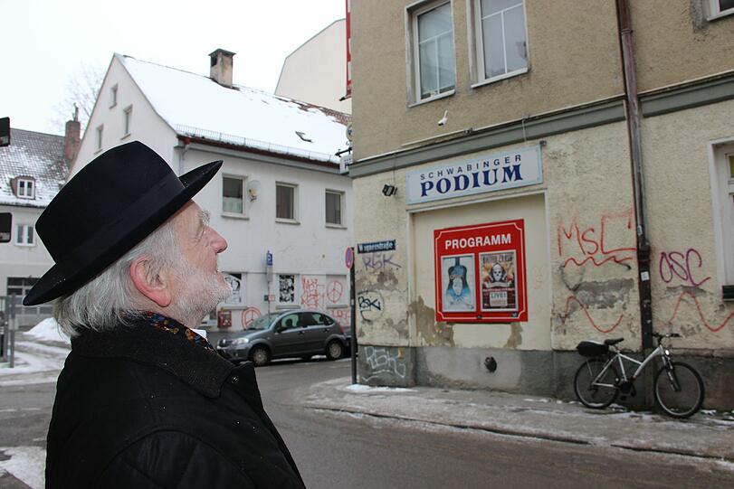 Wehmut vor dem &bdquo;Podium&ldquo;.