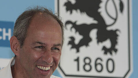 Stefan Aigner (li.) und Trainer