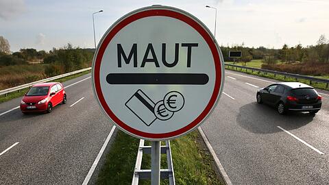Der Streit um die Pkw-Maut nimmt wieder Fahrt auf.