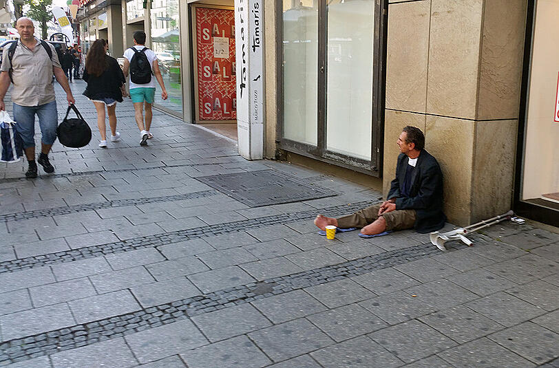 Die Bettler-Banden sind zurück in München.