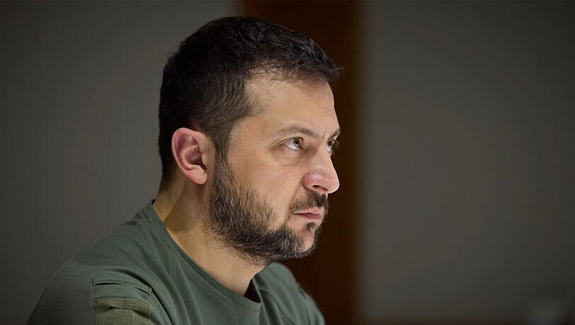 Nach einem direkten russischen Angriff auf die Zentrale des Geheimdienstes SBU hat Präsident Wolodymyr Selenskyj den SBU angewiesen, Russland "spiegelbildlich" zu antworten. (Archivbild) Nach einem direkten russischen Angriff auf die Zentrale des Geheimdienstes SBU hat Präsident Wolodymyr Selenskyj den SBU angewiesen, Russland "spiegelbildlich" zu antworten. (Archivbild)
