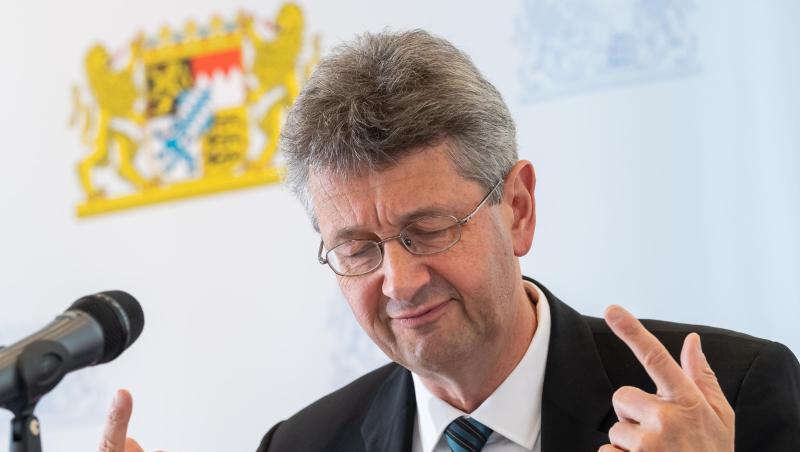 Michael Piazolo (Freie Wähler), bayerischer Staatsminister für Unterricht und Kultus. Foto: Peter Kneffel/Archivbild Michael Piazolo (Freie Wähler), bayerischer Staatsminister für Unterricht und Kultus. Foto: Peter Kneffel/Archivbild