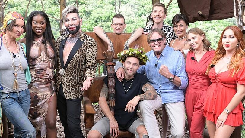 Die Dschungelcamp-Stars auf einen Blick - in der Mitte thront Dschungelkönig Filip Pavlovi?.