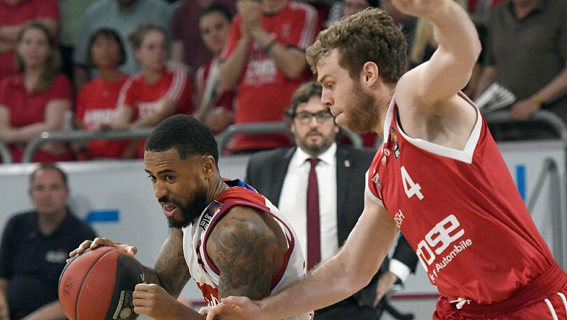 Steht mit dem FC Bayern Basketball in Spiel zwei nun unter Druck: Bryce Taylor (l.). Steht mit dem FC Bayern Basketball in Spiel zwei nun unter Druck: Bryce Taylor (l.).
