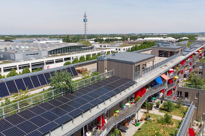 Das genossenschaftliche Wohnprojekt Rio Riem hat mehrere begrünte Dachterrassen. Die kann man bei einer Führung genauer anschauen. Das genossenschaftliche Wohnprojekt Rio Riem hat mehrere begrünte Dachterrassen. Die kann man bei einer Führung genauer anschauen.