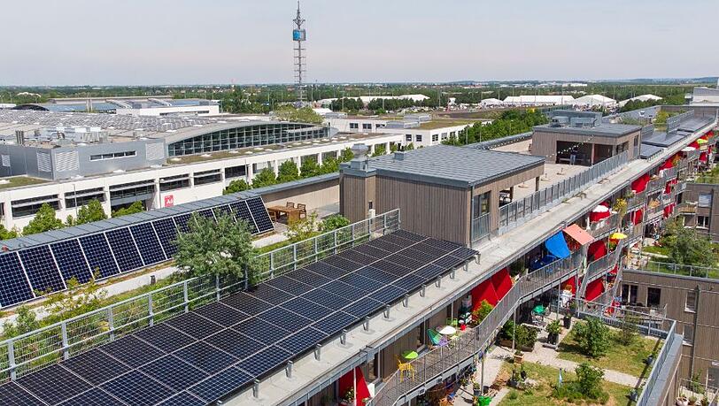 Das genossenschaftliche Wohnprojekt Rio Riem hat mehrere begrünte Dachterrassen. Die kann man bei einer Führung genauer anschauen. Das genossenschaftliche Wohnprojekt Rio Riem hat mehrere begrünte Dachterrassen. Die kann man bei einer Führung genauer anschauen.