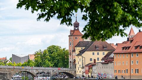 Regensburg zählt gemessen an den regionalen Einkommen zu den teuersten Orten für Käufer.