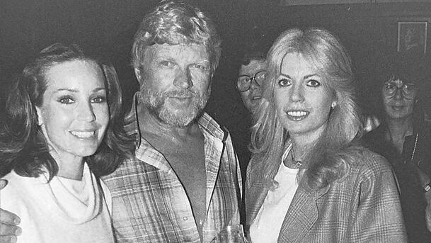 Christiane Krüger (r.) mit ihrem Vater Hardy und dessen Ehefrau Anita. Christiane Krüger (r.) mit ihrem Vater Hardy und dessen Ehefrau Anita.