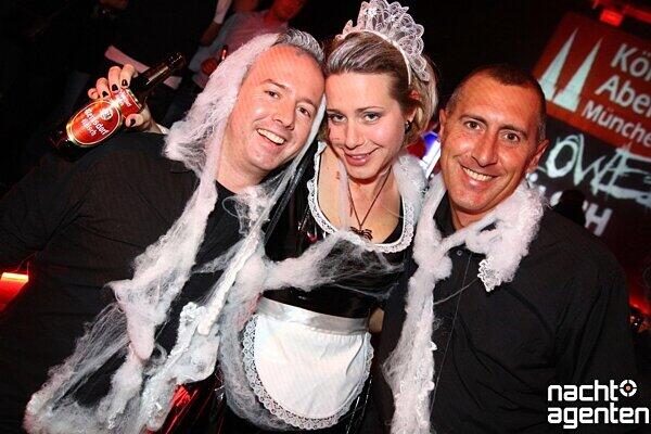 Halloween OP Kölsch im neuraum. Mehr Bilder unter: www.nachtagenten.de.