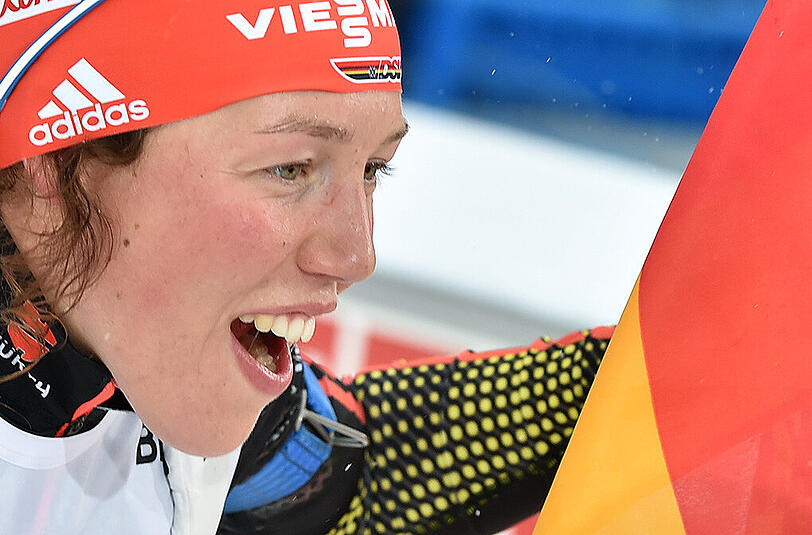 Laura Dahlmeier (Biathlon-Weltmeisterin): Ganz bescheiden, die Laura: Kaffee und Kuchen mit der Oma und abends Raclette &ndash; so will die Weltcup-Führende ihr Fest verbringen. &bdquo;Wenn es Schnee hat, eine Skitour und sonst eine Bergtour&ldquo;, freut sie sich. &bdquo;Nix Großartiges, ganz normal.&ldquo;