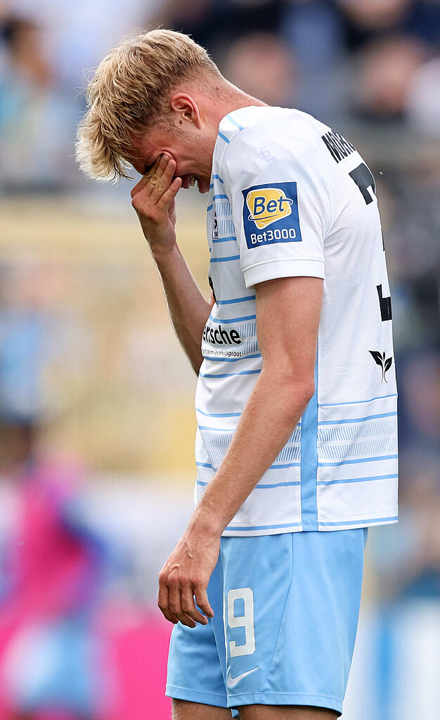 TSV 1860 Nach TränenAbgang Entwarnung bei LöwenYoungster Leandro