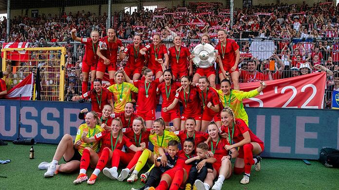 Meisterinnen: Die Frauen des FC Bayern.