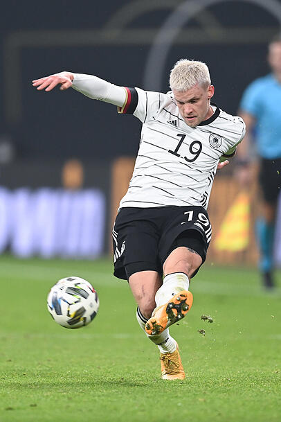 Ex-Löwe Philipp Max bereitet in seinem ersten A-Länderspiel den entscheidenden Treffer vor. Ex-Löwe Philipp Max bereitet in seinem ersten A-Länderspiel den entscheidenden Treffer vor.