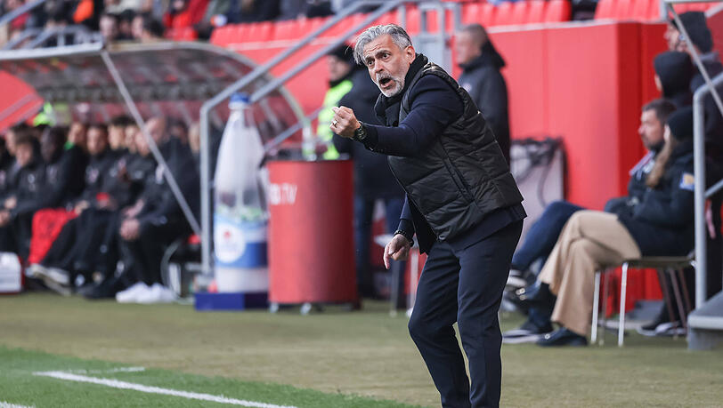 "Wir dürfen die Anfangsphase nicht verschlafen", mahnt Sechzigs Trainer Maurizio Jacobacci.