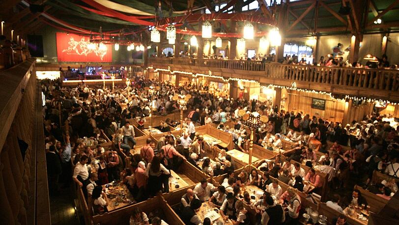Kufflers Weinzelt auf der Wiesn Kufflers Weinzelt auf der Wiesn