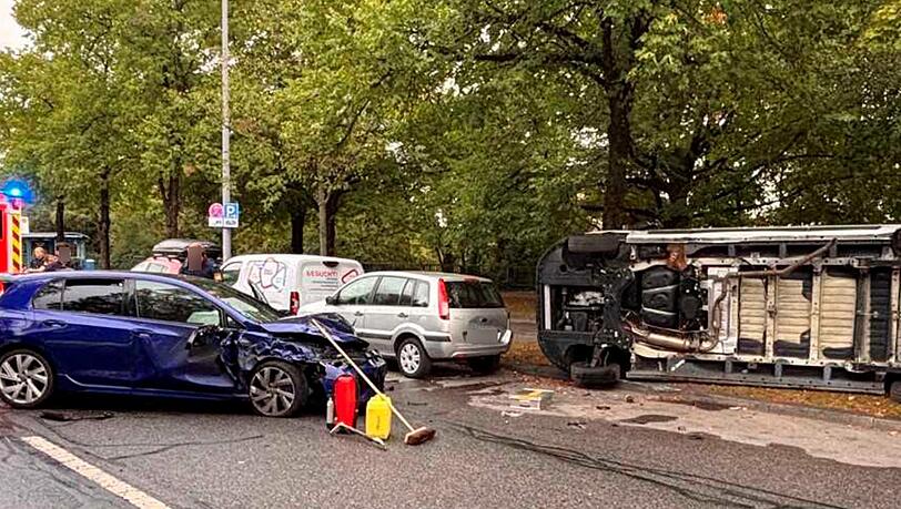 Der VW Golf hat austomatisch einen Notruf abgesetzt Der VW Golf hat austomatisch einen Notruf abgesetzt