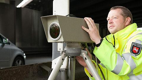 Tempoverstöße und andere Verkehrsdelikte werden ab dem 1. Mai 2014 nach dem neuen Punktesystem geahndet. Bestehende Einträge werden ins reformierte Register überführt.