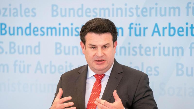 Hubertus Heil (SPD), Bundesminister für Arbeit und Soziales, gibt eine Pressekonferenz in seinem Ministerium. Hubertus Heil (SPD), Bundesminister für Arbeit und Soziales, gibt eine Pressekonferenz in seinem Ministerium.