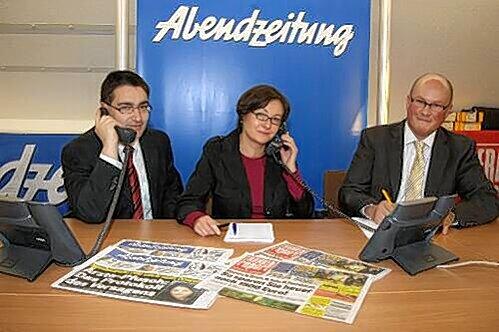 Die Experten am AZ-Telefon: Rechtsanwalt Peter Matzner, Gisela Linke von der Verbraucherzentrale Nürnberg und Norbert Maier von der Commerzbank.