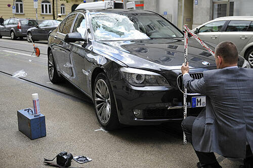 Gaucks Horror-Unfall in Lehel: Diese Bilder hatte die AZ im Juni 2010 gezeigt.