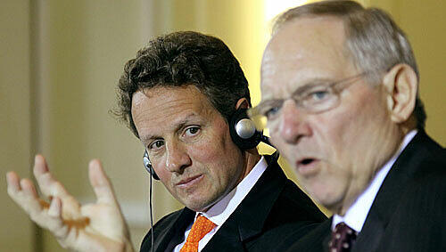 Timothy Geithner und Wolfgang Schäuble sind sich uneins Timothy Geithner und Wolfgang Schäuble sind sich uneins