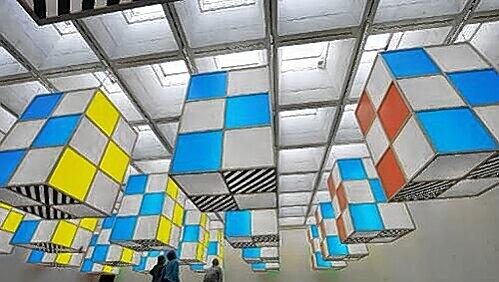Besuchermagnet mit 15000 Besuchern im Neuen Museum Nürnberg: „Modulation – Arbeiten in situ“ von Daniel Buren. Besuchermagnet mit 15000 Besuchern im Neuen Museum Nürnberg: „Modulation – Arbeiten in situ“ von Daniel Buren.