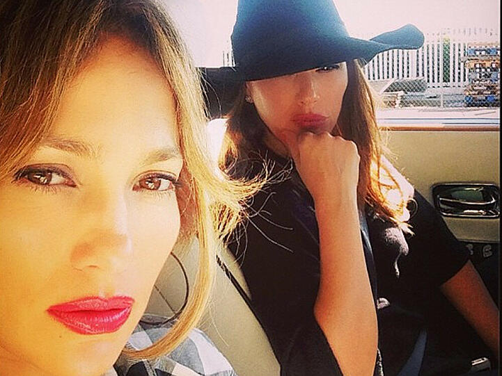 Selfie vor dem Unfall: Jennifer Lopez (l.) und Leah Remini