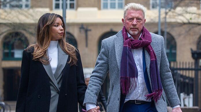 Boris Becker und seine Freundin Lilian de Carvalho Monteiro auf dem Weg zum Gericht.