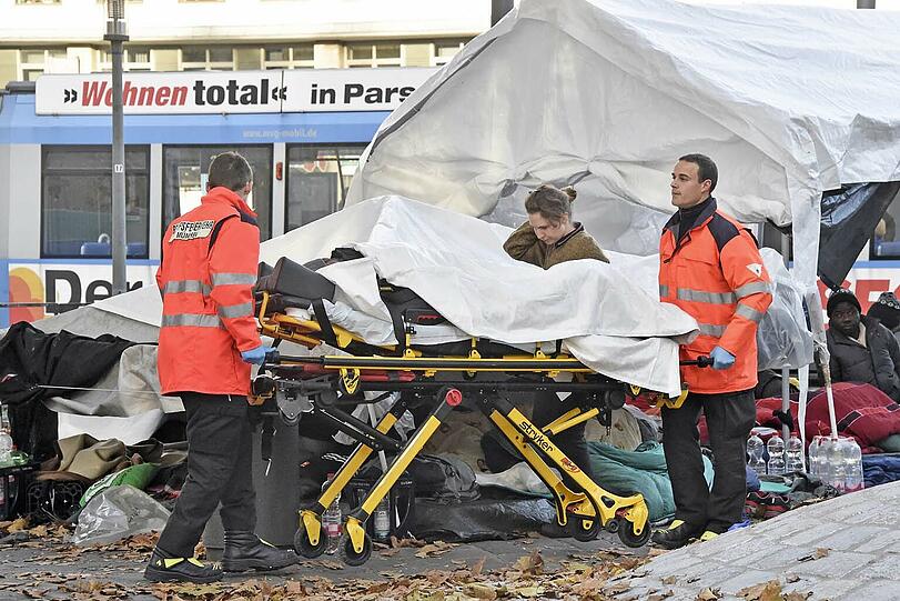 Am Freitagabend räumte die Polizei das Flüchtlingscamp am Sendlinger Tor. Die Bilder vom Einsatz.