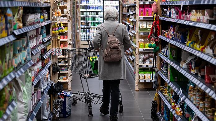 Große Supermärkte sollen nicht alleine den Preis bestimmen.