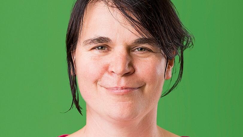 Grünen-Stadtrat Anna Hanusch will lieber Wohnungen auf Gewerbeflächen als auf Feldern. Grünen-Stadtrat Anna Hanusch will lieber Wohnungen auf Gewerbeflächen als auf Feldern.