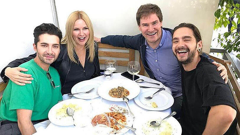 Gaudi pur: Bill Kaulitz, Veronica Ferres, Carsten Maschmeyer und Tom Kaulitz haben Spaß.