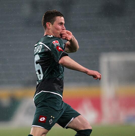 Immer Sommer 2007 kam Friend aus der norwegischen Liga zu den Fohlen nach Mönchengladbach.