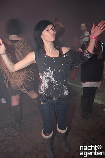 So heiß war der Fasching 2012 in den Münchner Clubs. Die Partybilder...