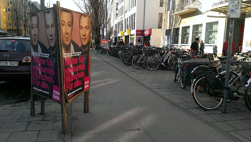 An der Münchner Freiheit macht es die Rosa Liste wiederum total falsch.