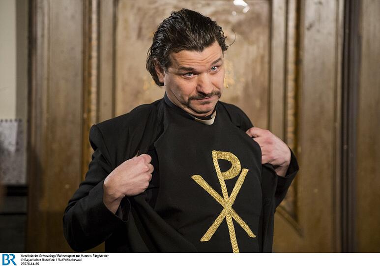 Martin Puntigam im Vereinsheim in Schwabing. Wer seinen Auftritt unzensiert sehen will, muss im April nochmal ins Lustspielhaus.