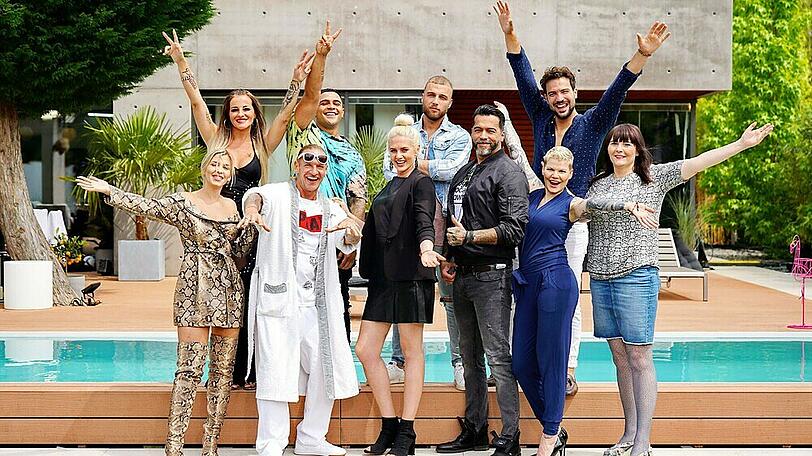 Sie vergeben gegenseitig Likes: Die "Like Me - I'm Famous"-Kandidaten.