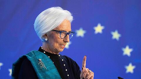 H&auml;lt die Notenbank seit Monaten auf unver&auml;ndertem Kurs: EZB-Pr&auml;sidentin Christine Lagarde.