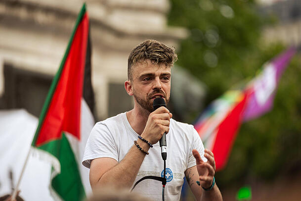Paul Alauzy hat Olympia in Paris erlebt – auch die Schattenseiten. Er hat deshalb dagegen protestiert. Paul Alauzy hat Olympia in Paris erlebt – auch die Schattenseiten. Er hat deshalb dagegen protestiert.
