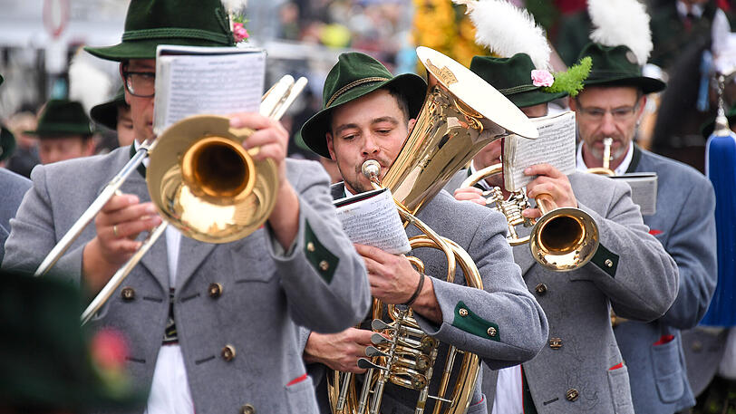 Einzug der Trachtengruppen zum Oktoberfest 2017: Die schönsten Bilder.